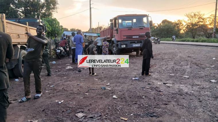 Axe Kouroussa-Kankan : Un camion-benne immobilisé à Karifamoriah après une course-poursuite spectaculaire suite à un accident à Dabola